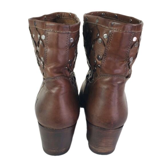 Frye Women Size 10 B Brown Leather Courtney Studded Ankle Boots 71067 Bootie - Picture 6 of 10